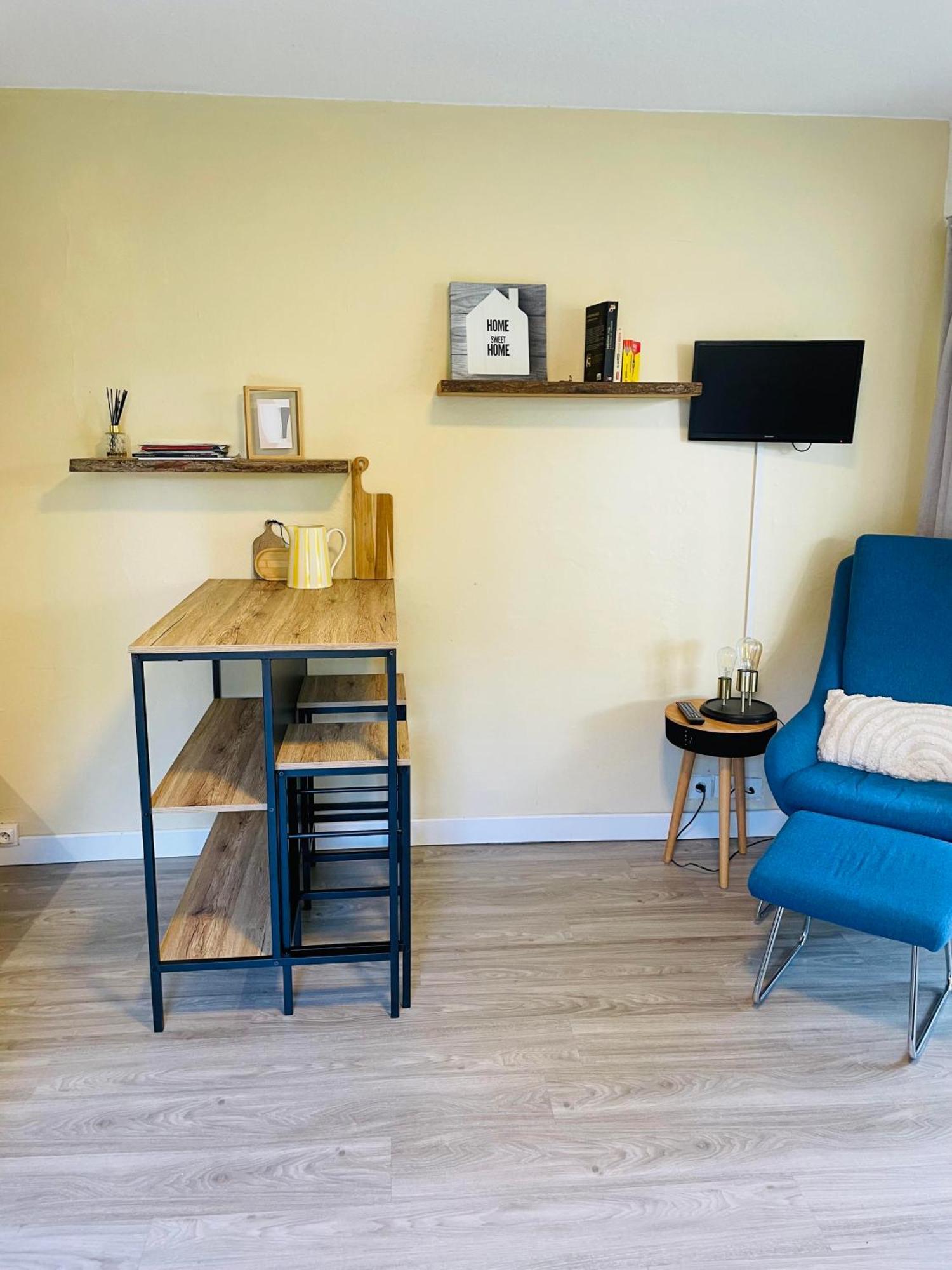 Appartement Pour 2 Personnes, Piscine, Sur Port *